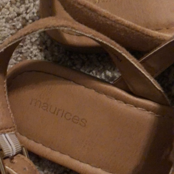 Maurice’s Sandels - Picture 2 of 2